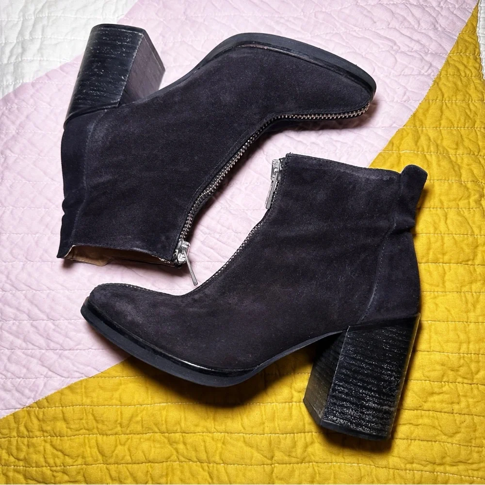 LOQ Andorra Lo Zipper Booties‎ Black Suede 37